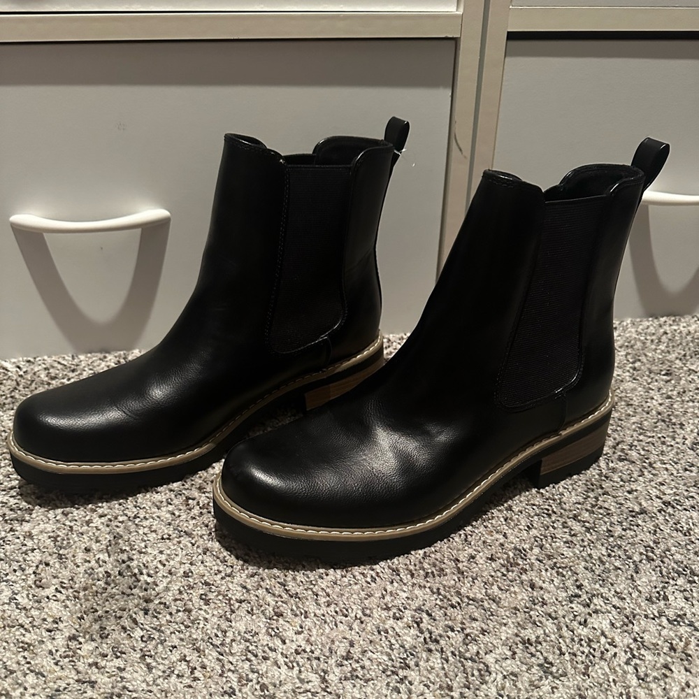 Universal Thread Celina Chelsea Boot Black Size 11